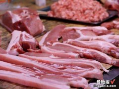 去菜市场买肉做肉馅时，为什么要先绞碎才过秤，是诚信还是猫腻？