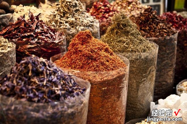 在烹饪炒菜时,你知道哪些是提鲜?哪些是去腥?哪些是增香的吗?
