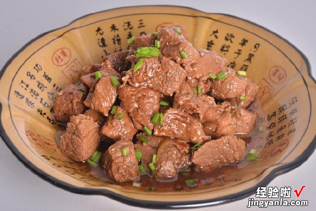 牛肉怎样炖？才软烂鲜香，老师傅偷偷告诉我，只需一勺它轻松搞定