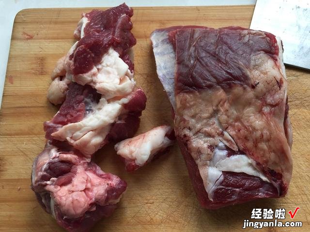 牛肉怎样炖？才软烂鲜香，老师傅偷偷告诉我，只需一勺它轻松搞定