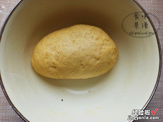 独家懒人坚果面包,3个鸡蛋1碗面粉,不用烤箱,营养美味又解馋