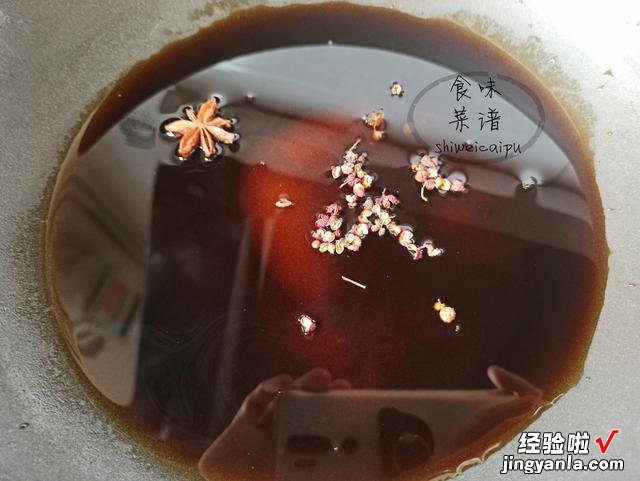 蒜薹上市了，教你3种腌蒜薹的方式，酸甜脆爽又下饭，能存放半年