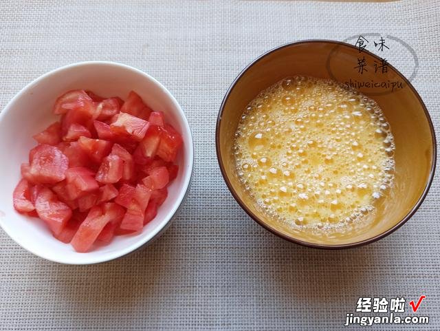 西红柿蛋花汤看似简单,原来有窍门,做对了有滋有味,好看又好喝