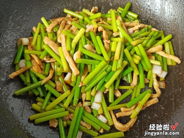 这菜有天然的“杀菌素”，春季多给家人吃，鲜香味浓，营养又下饭