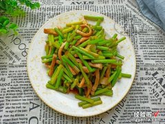 这菜有天然的“杀菌素”，春季多给家人吃，鲜香味浓，营养又下饭