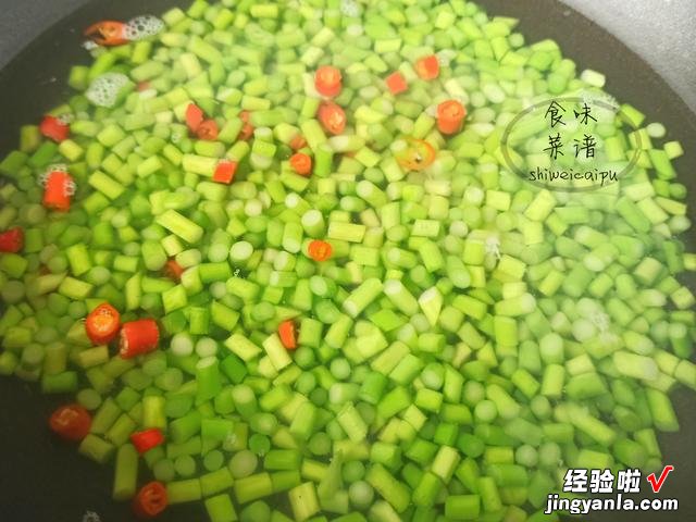 这菜是天然的“杀菌素”，春季炒给家人吃，杀菌消毒，营养又下饭