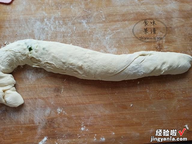 孩子想吃葱花饼了，教你特色做法，不活面不揉面，暄软咸香又好吃