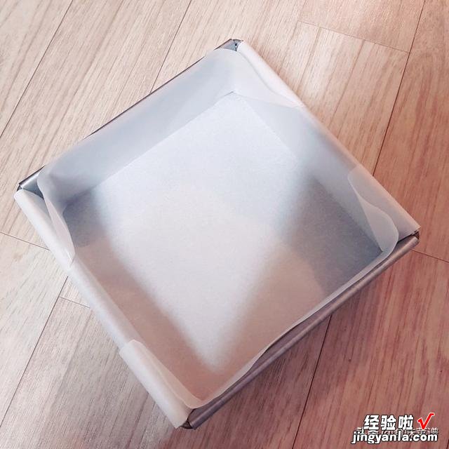 用烤箱烘烤食物，什么情况用锡纸？什么情况用油纸？用错后果严重