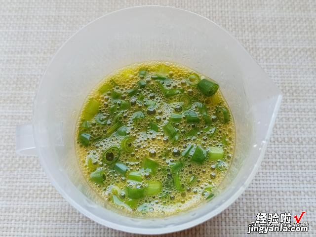 鸡蛋灌饼怎么做才好吃？原来秘诀全在这，个个鼓包，好吃省时省力