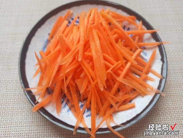 饭店凉拌苦菊为啥好吃?调对料汁才是关键,清热去火,爽口又开胃