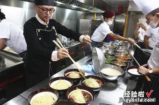 岳云鹏的面馆，吴京的面馆，黄渤的面馆，明星为何转战餐饮行业？