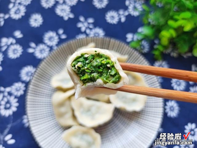 生长在麦地的野菜,做成饺子馅很香,鲜嫩多汁,错过这几天等明年