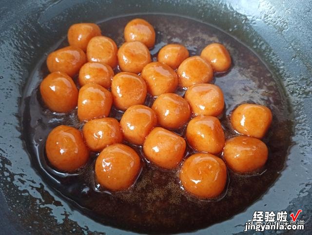 用糯米粉可做哪些美食?教你一个新吃法,软糯香甜,比汤圆还好吃