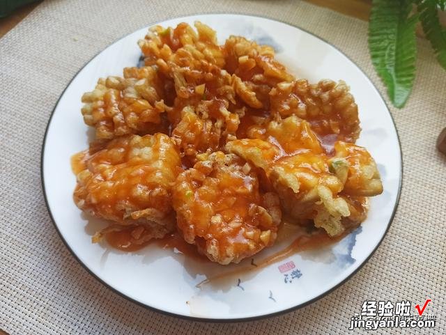 杏鲍菇除了炒还有啥做法？试一试这个，外酥里嫩，味道浓香又下饭