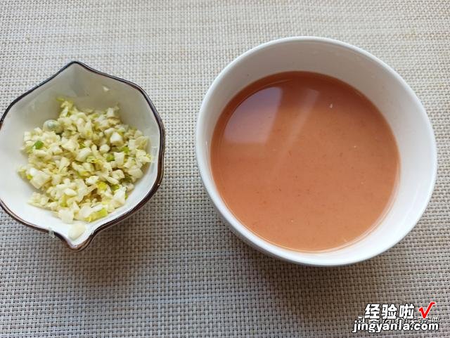 杏鲍菇除了炒还有啥做法？试一试这个，外酥里嫩，味道浓香又下饭