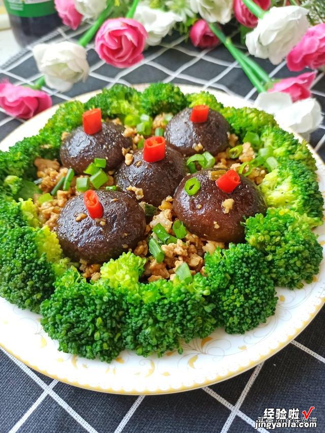 西兰花和香菇这样做,增强免疫力少生病,香味浓郁,每周必点一次