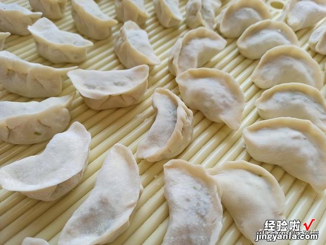 包饺子萝卜要不要焯水?原来这个还有讲究,做对了鲜嫩营养又入味