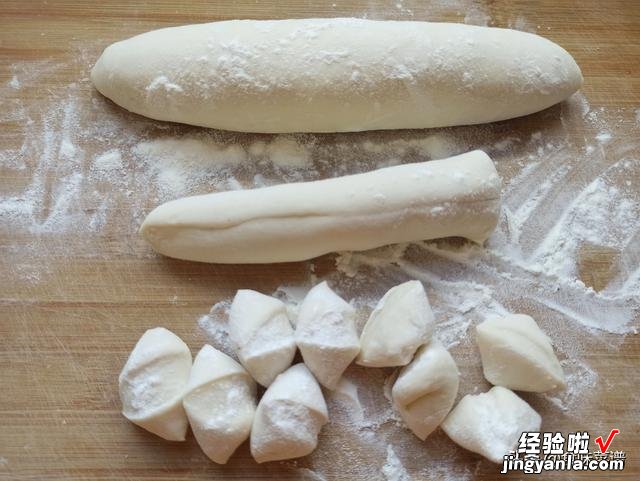冬至吃饺子的季节到了,教你秘制萝卜馅,鲜嫩多汁,一次3盘不够