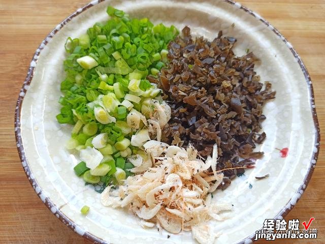 冬至吃饺子就选这馅,浑身都是宝,出锅香味浓郁,皮薄馅大又解馋