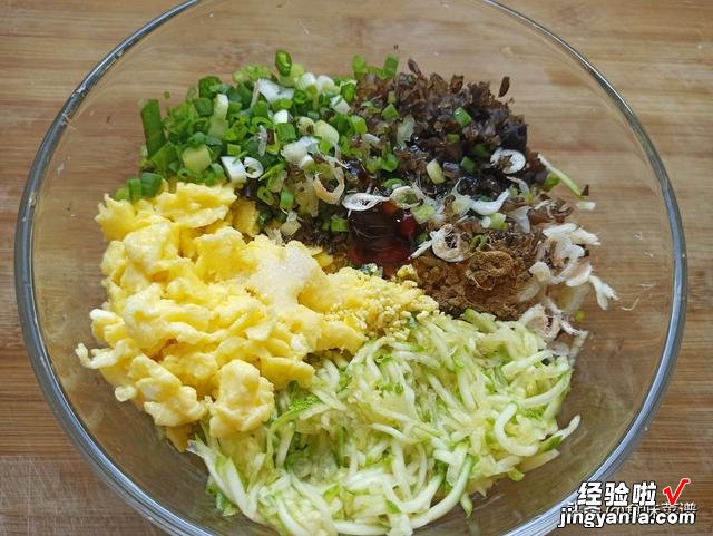 冬至吃饺子就选这馅,浑身都是宝,出锅香味浓郁,皮薄馅大又解馋