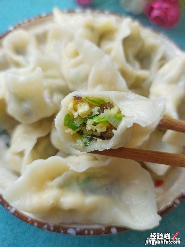 冬至吃饺子就选这馅,浑身都是宝,出锅香味浓郁,皮薄馅大又解馋