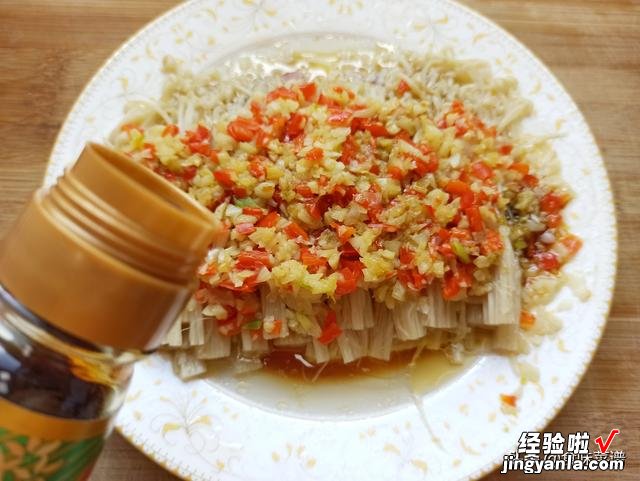 饭店的金针菇都这样做，好吃不塞牙，营养美味，专治没食欲太香了