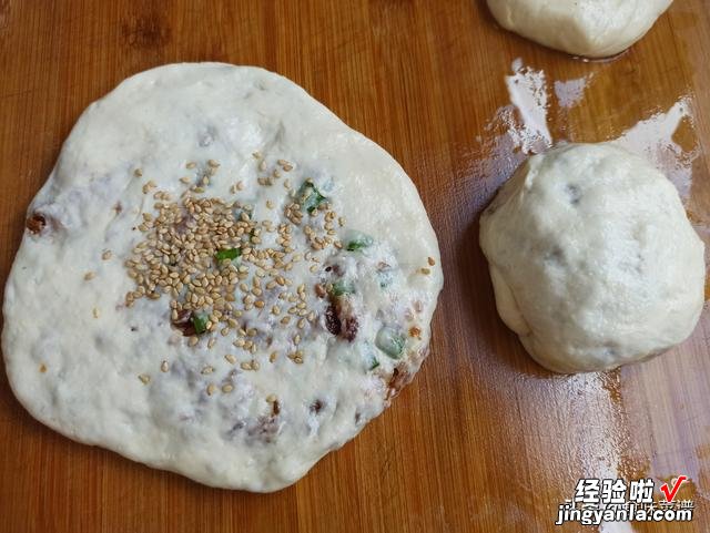 教你公婆饼的做法，配方无保留，出锅外酥里嫩，爱吃饼的有口福了