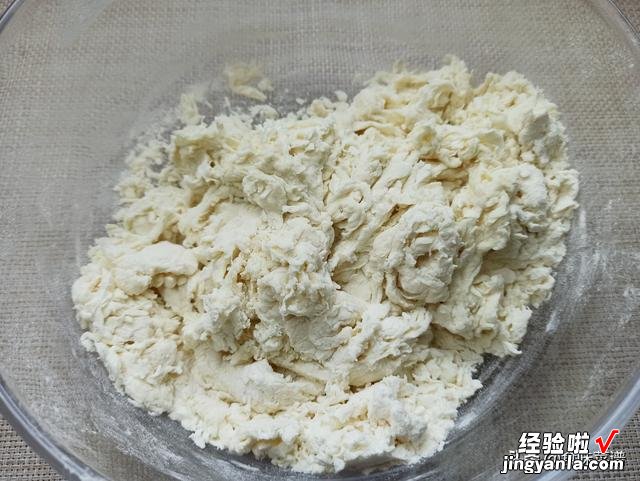 胡萝卜加芹菜的做法火了,三两下做成菜卷,鲜嫩美味,每次都吃撑
