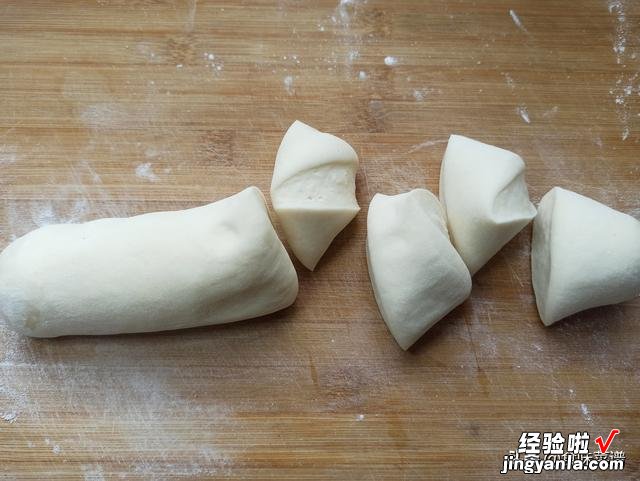 胡萝卜加芹菜的做法火了,三两下做成菜卷,鲜嫩美味,每次都吃撑