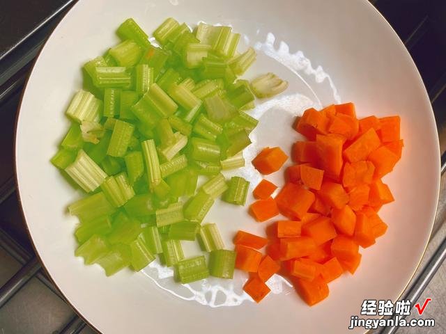 10种含“天然高叶酸”的食材，春天建议中老年人多吃，早吃早受益