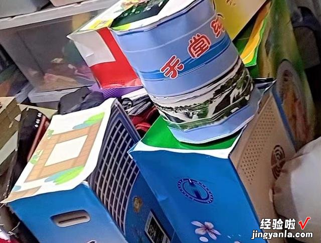 清明节新款祭祀用品,五花八门,汽车茅台按摩椅,“祖先”享福了