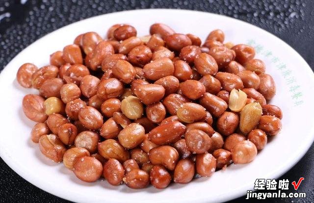 这9种坚果：高维生素、高膳食、高钙、低胆固醇，中老年人要多吃