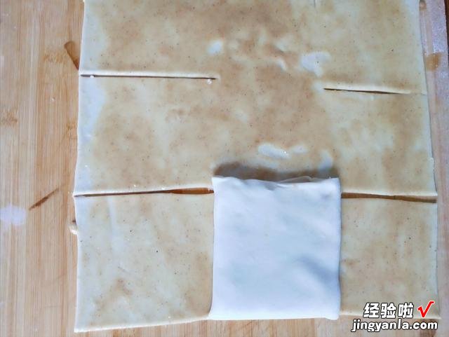 千层饼、油酥烧饼、馅饼的做法，全都是面食，鲜香美味，酥软油润