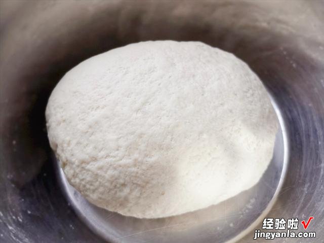 千层饼、油酥烧饼、馅饼的做法，全都是面食，鲜香美味，酥软油润