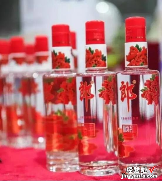 听说过芝麻香白酒么?别再傻的只知道浓香酒,是时候换个口味了