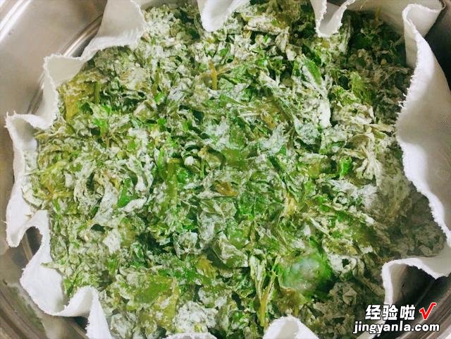 芹菜叶子不要扔了，不懂吃太可惜，教你3种做法，给红烧肉都不换