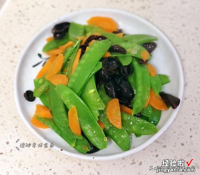 周末亲戚来家里吃午饭，准备7个家常菜还不够，看看来了几个人？