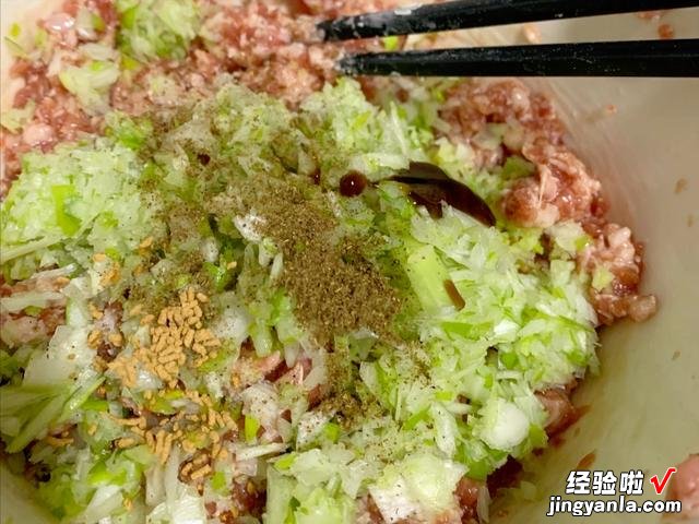 天热了，这肉记得要多吃，比排骨便宜，比牛羊肉美味，营养还特高