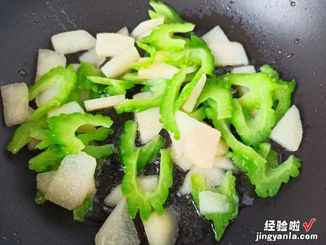 进入夏季宁可少吃肉，也要吃这6种时令菜，鲜嫩又营养，顺利入夏