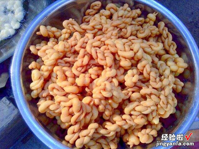 猪油的6个妙用之处,满满的技巧,饭菜立刻鲜香美味,不好吃才怪