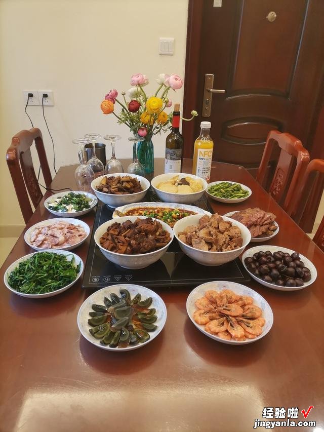 学做菜时,掌握这8个烹饪技巧,厨艺突飞猛进,成为大厨指日可待