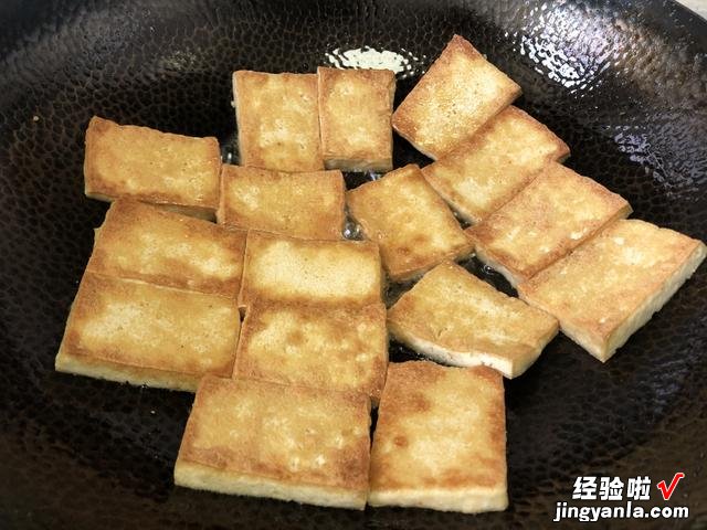 学做菜时,掌握这8个烹饪技巧,厨艺突飞猛进,成为大厨指日可待