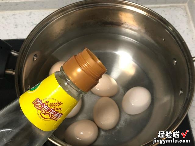 学做菜时,掌握这8个烹饪技巧,厨艺突飞猛进,成为大厨指日可待