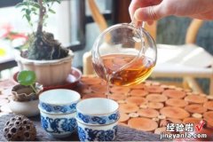 泡茶时，你还在直接倒入沸水冲泡吗？谨记2个泡茶法则，茶更好喝