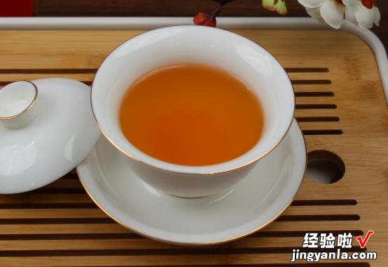 泡茶时，你还在直接倒入沸水冲泡吗？谨记2个泡茶法则，茶更好喝