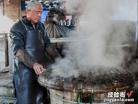 山东72岁老汉，“以身试酒”30年悟出3大谣言，行家看完直呼内行