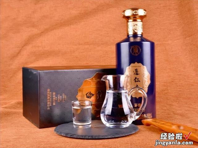 为什么中国的白酒，大多都是高粱酿造的？酒桌上吹牛有话题聊了