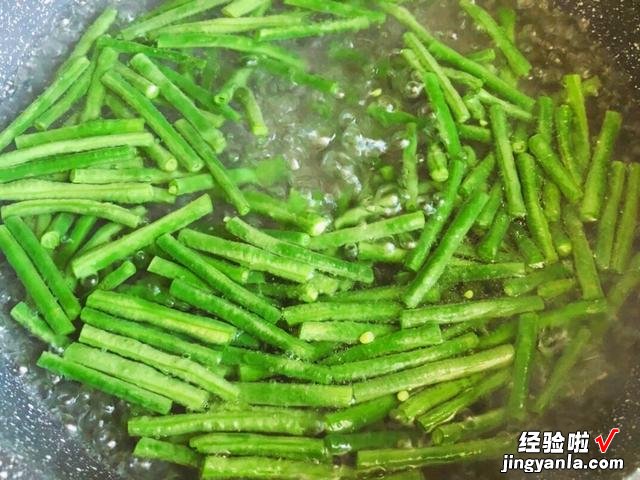 “夏吃豆，胜过肉”，这6种豆各有营养，高钙高钾，天热要懂得吃