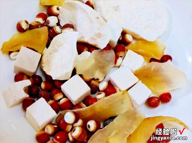 “夏吃豆，胜过肉”，这6种豆各有营养，高钙高钾，天热要懂得吃