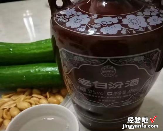 这4道“硬核”下酒菜，没点酒量的人不要轻易尝试，越吃越上瘾